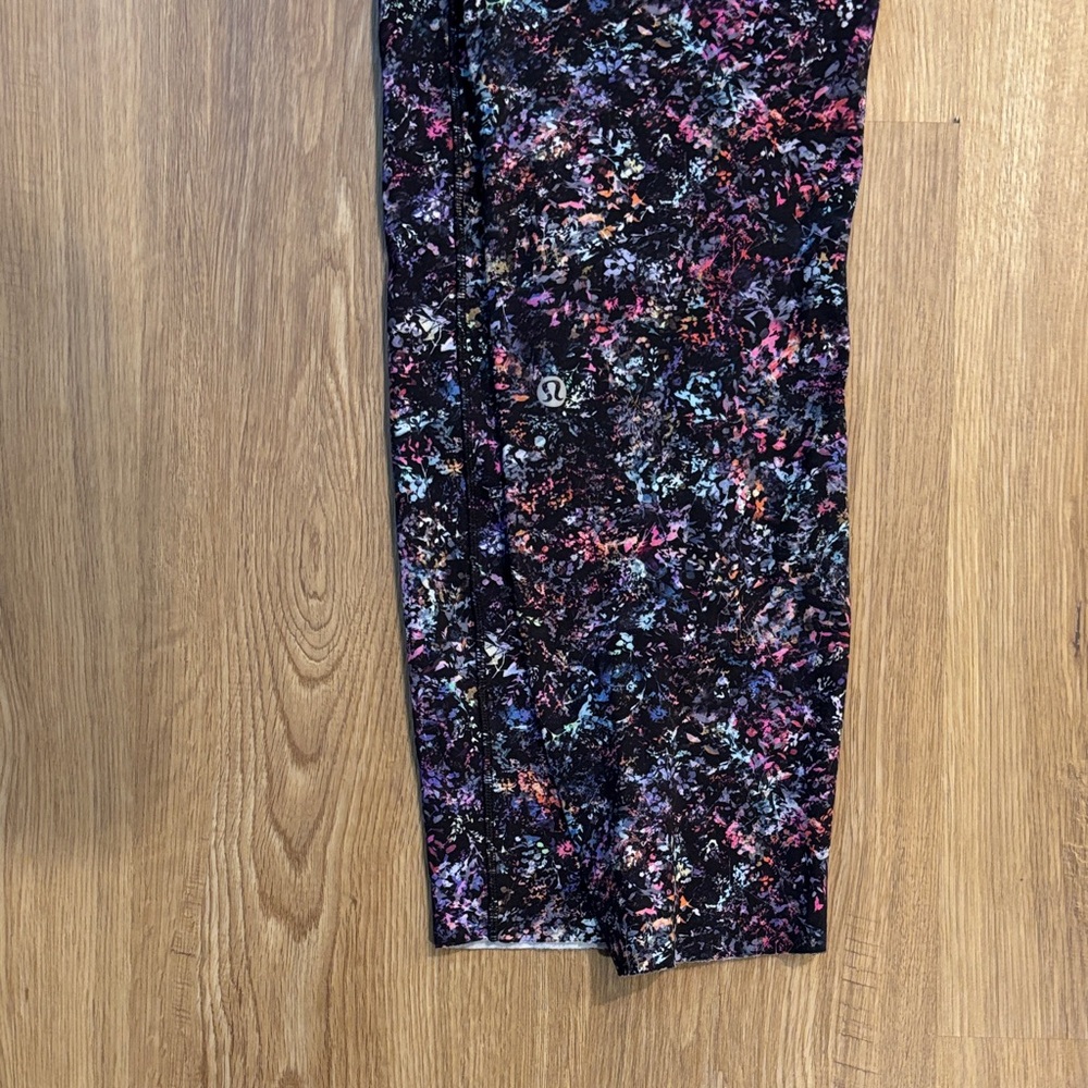 lululemon athletica Black Multi Abstract Print Leggings
